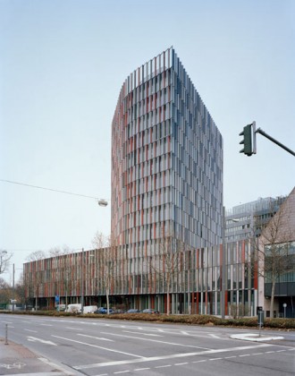 Sauerbruch Hutton / Colour in architecture / Distanz 2012